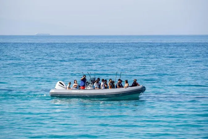 Escursione in gommone di mezza giornata a Tropea