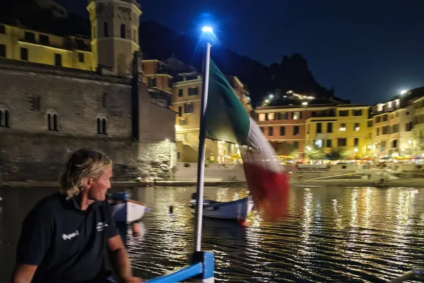 AperiMusic - Crociera notturna con musica dal vivo alle Cinque Terre