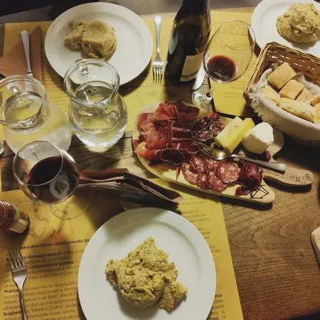Tasting of "Historic Rebel" cheese with typical lunch in Valtellina