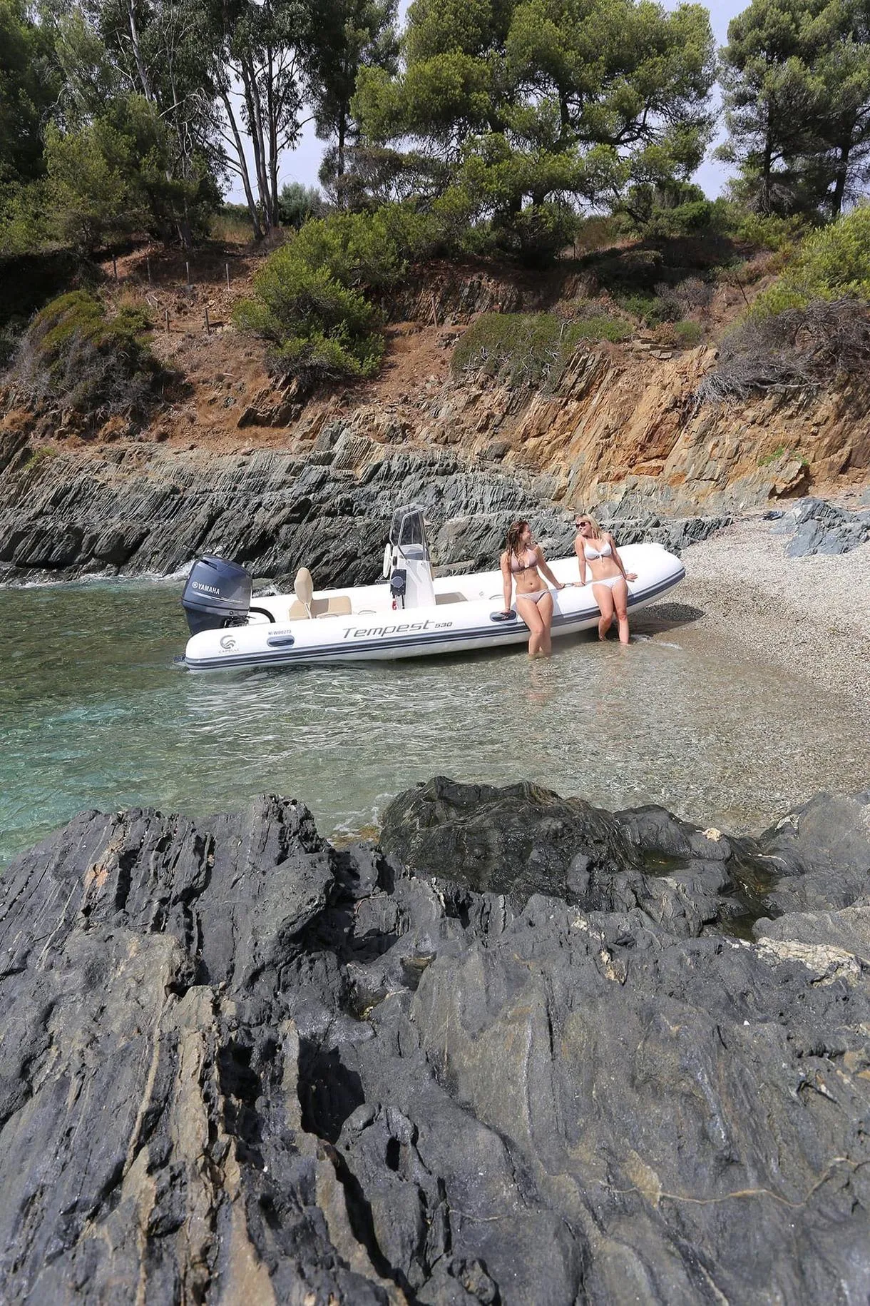 Noleggio gommone senza patente a La Maddalena