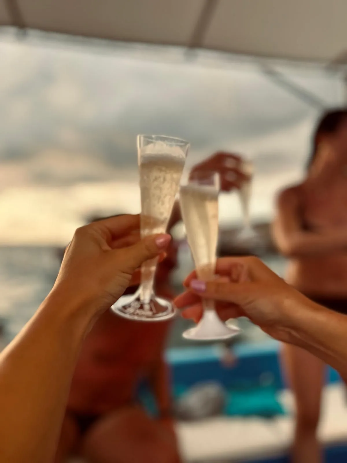 Escursione in barca con aperitivo alle grotte di Santa Maria di Leuca da Castrignano del Capo