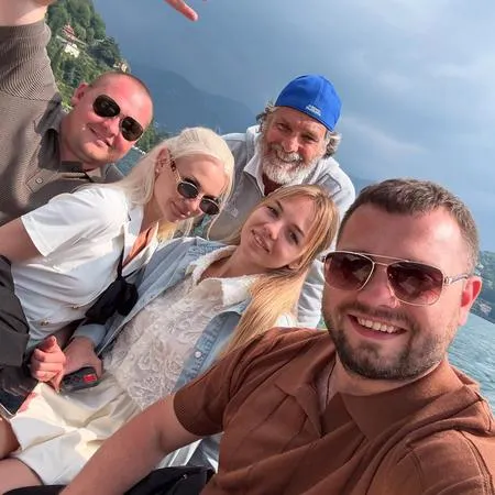 Tour del Lago di Como con motoscafo condiviso