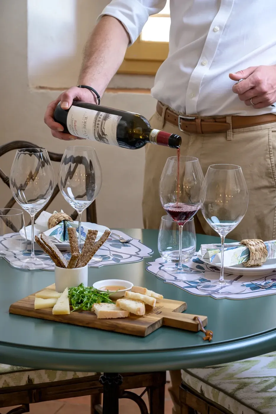 Visita guidata alla tenuta Torre a Cona con degustazione vini