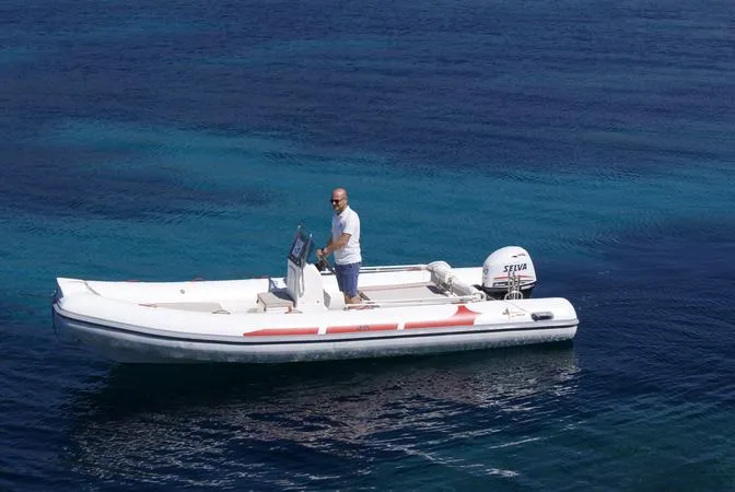 Dinghy rental without a license from Tortolì to the Gulf of Orosei