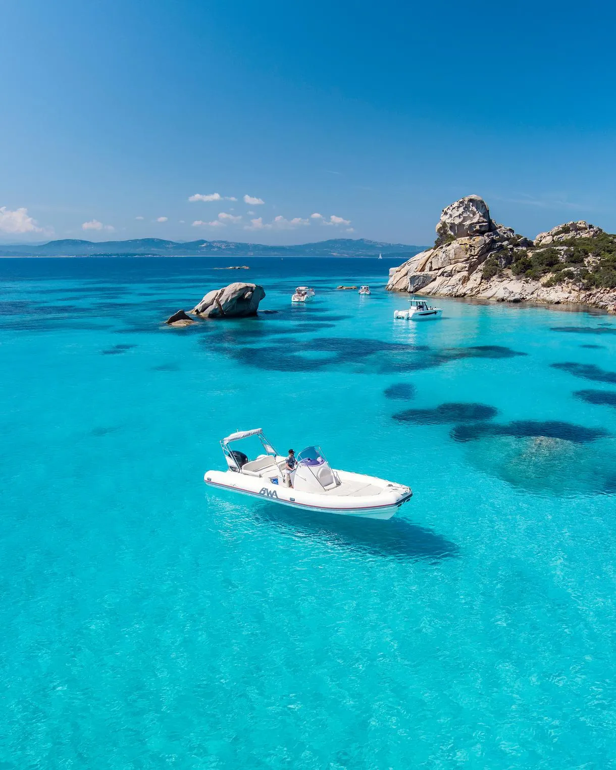 Gita in barca giornaliera all'Arcipelago della Maddalena con degustazione