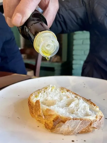 Visita al Frantoio Venturelli e Degustazione di olio extra vergine