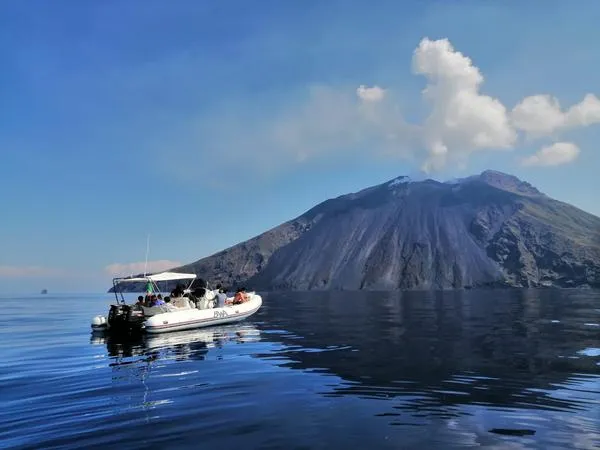 Dinghy tour to the Aeolian Islands with snorkeling from Ricadi