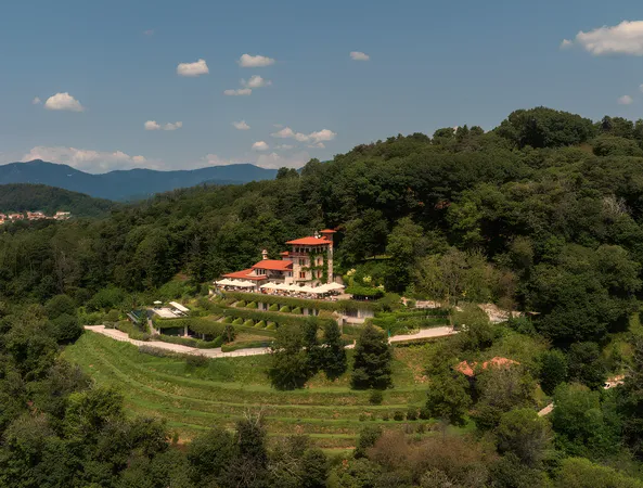 Ingresso spa con cena presso Tenuta de l'Annunziata vicino al Lago di Como