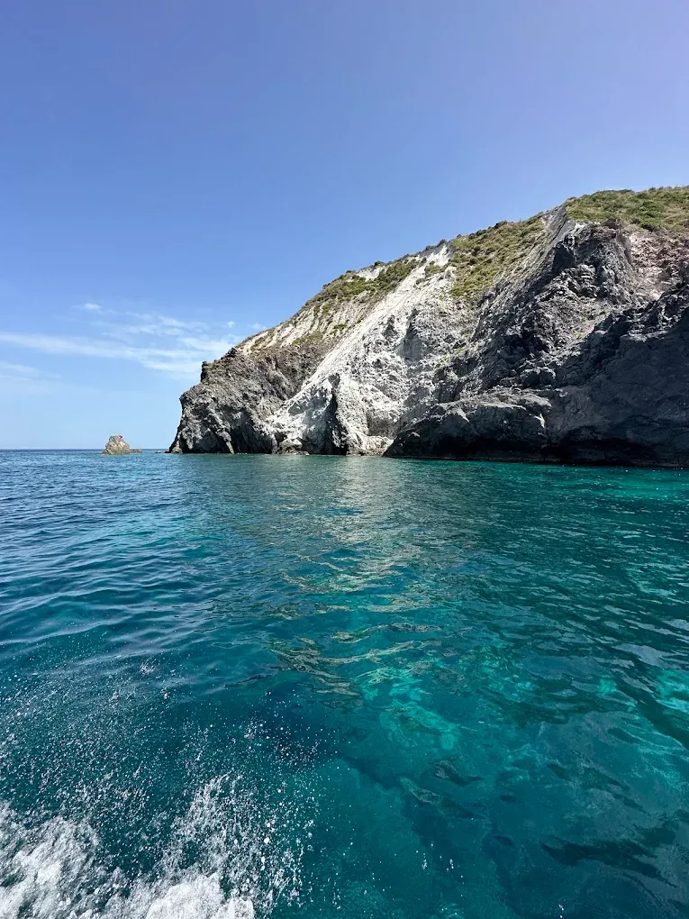 Noleggio barca senza patente da Milazzo