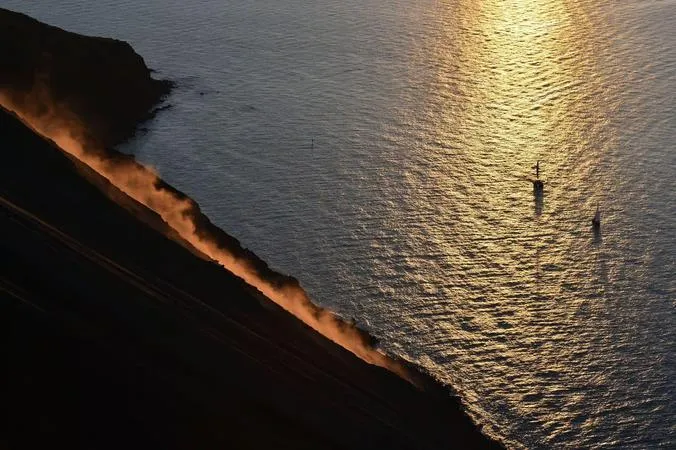 Trekking al tramonto sullo Stromboli
