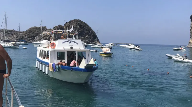 Linea Isola di Palmarola