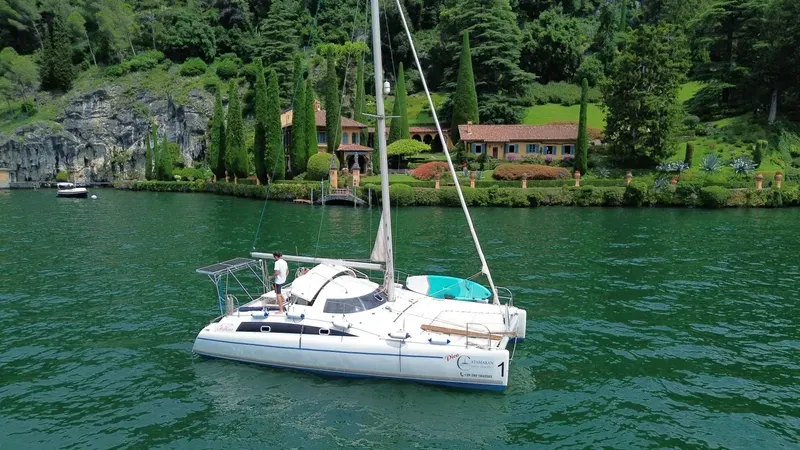 Tour in catamarano di mezza giornata sul Lago di Como da Menaggio