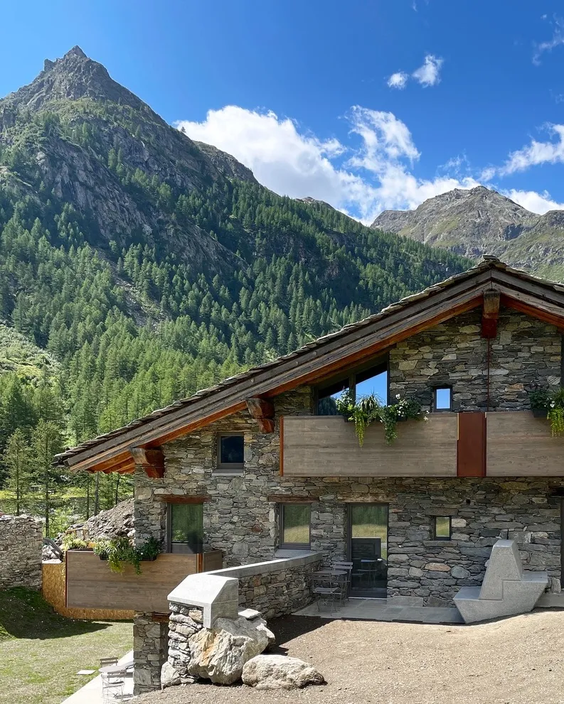 Safari alpino nel Parco Nazionale del Gran Paradiso con notte in baita