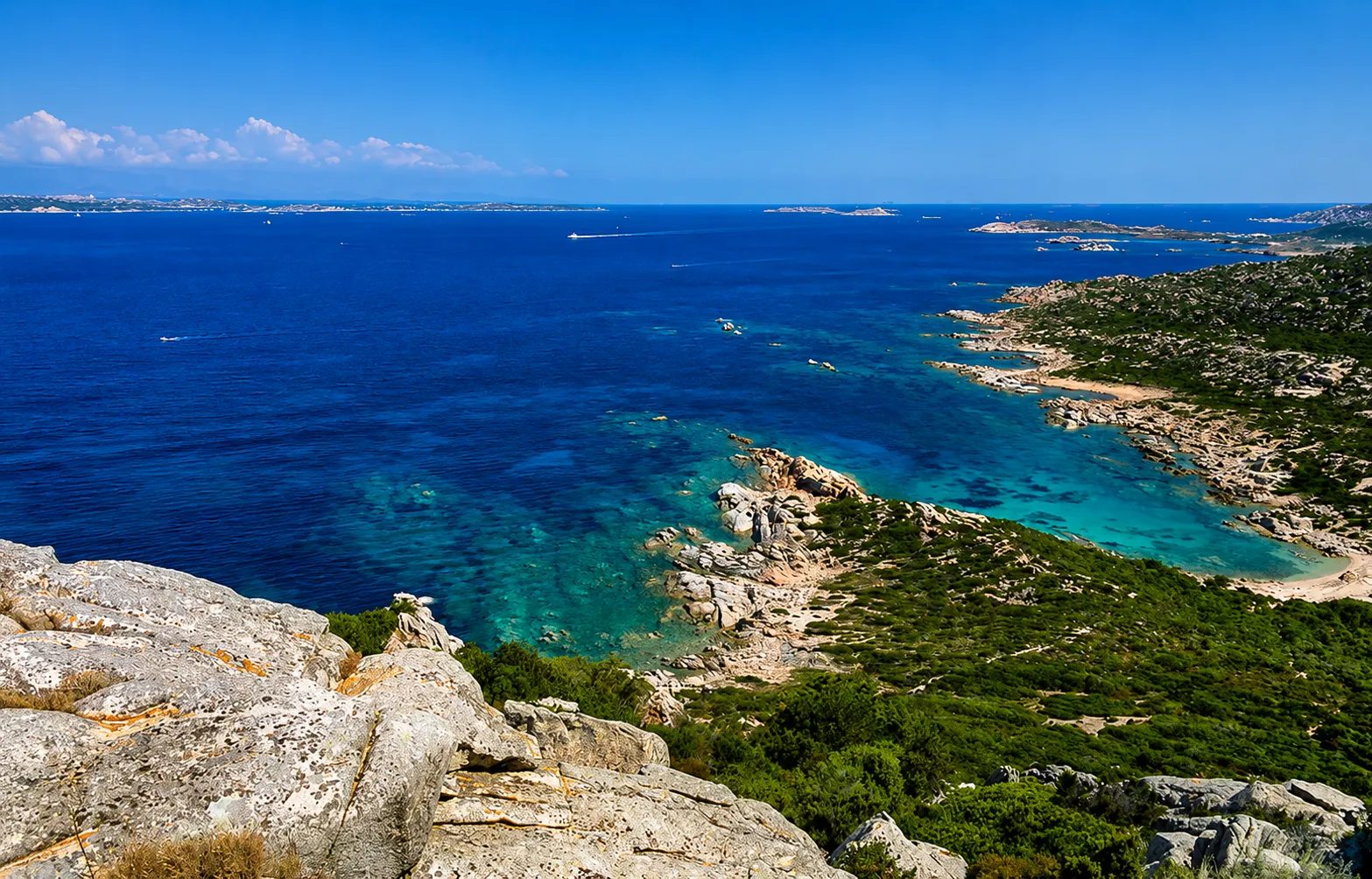 Escursione in gommone nell'Arcipelago di La Maddalena