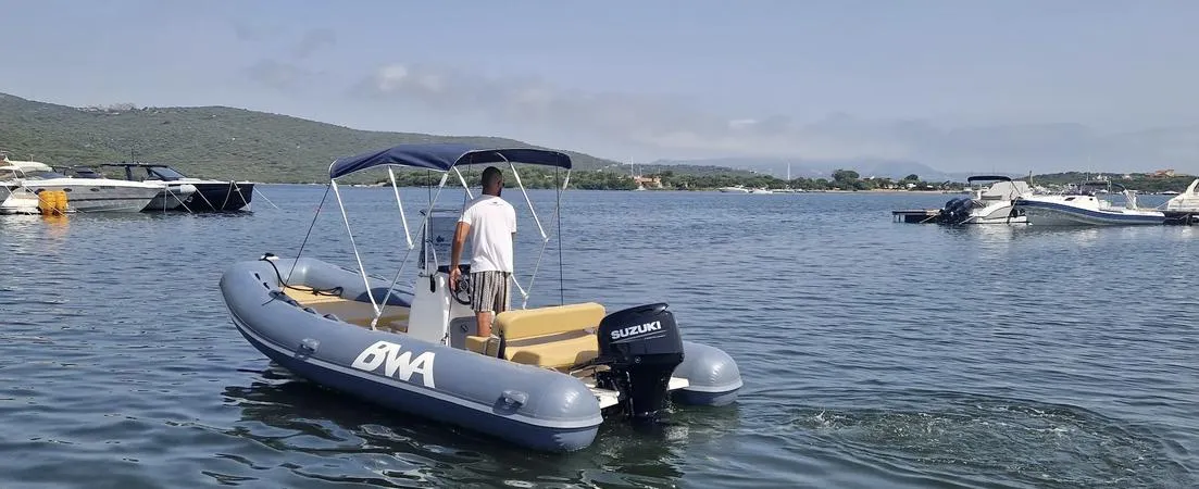 Noleggio gommone senza patente a Porto Rotondo