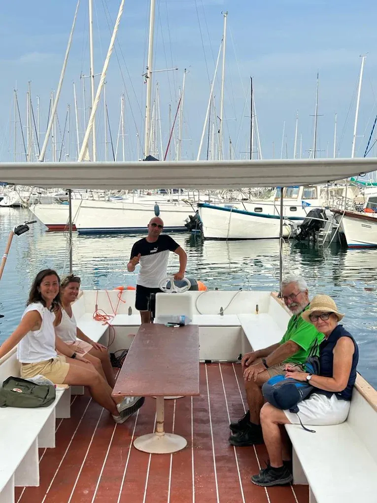Tour in barca a Ortigia e alle grotte marine da Siracusa con snorkeling e aperitivo