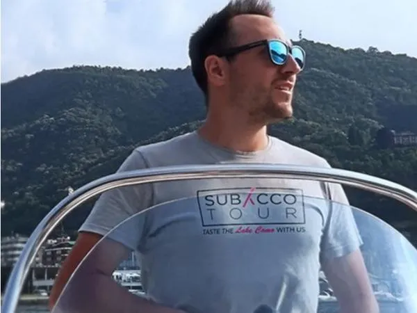 Lake Como: Exclusive Private Boat Tour with Prosecco - Private sport Boat tour Lake Como | 1h