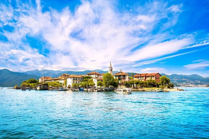 Tour privato in barca sul Lago Maggiore da Verbania