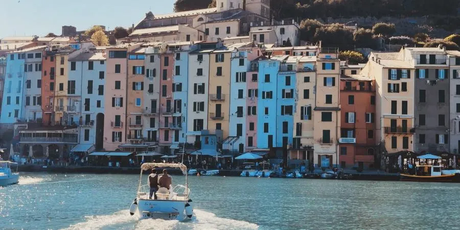 Boat excursion from La Spezia with visits to the villages of Portovenere, Tellaro and Lerici