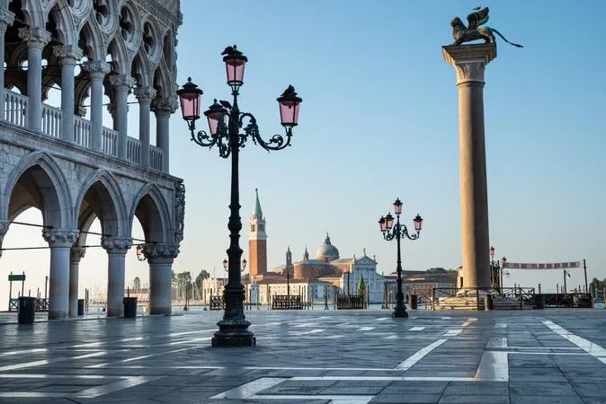 Da Bologna a Venezia in treno: tour guidato a piedi