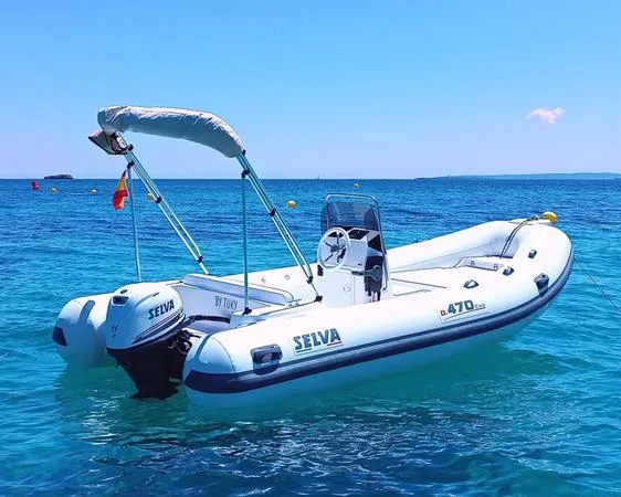 Noleggio gommone senza patente a Rodi Garganico