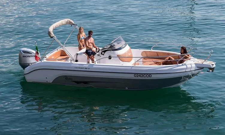 Escursione in barca nel Golfo dei Poeti con skipper da La Spezia