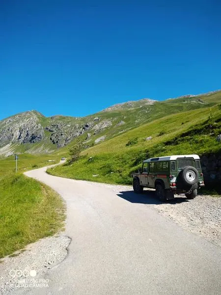 Escursione in 4x4 tra le Alpi da Limone Piemonte