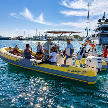 Escursione condivisa in barca nella baia di Brindisi