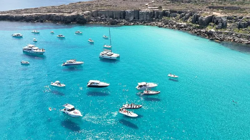 Tour in gommone alle Egadi da Marsala con skipper