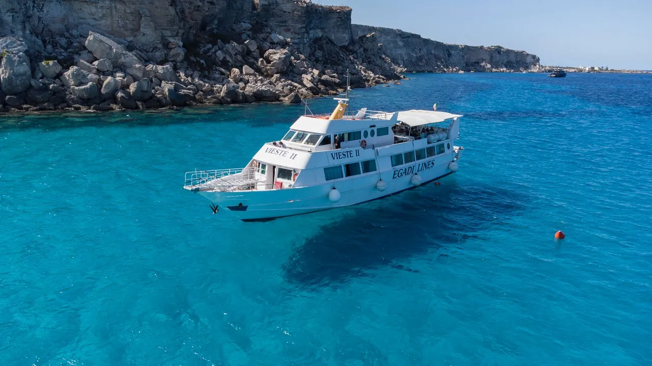 Escursione alle Isole Egadi: Favignana e Levanzo