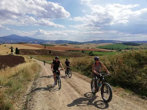 Giro in e-bike a Montepulciano
