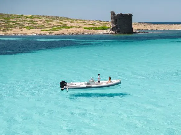 Tour in gommone a la Pelosa e all'Asinara con aperitivo a bordo da Stintino