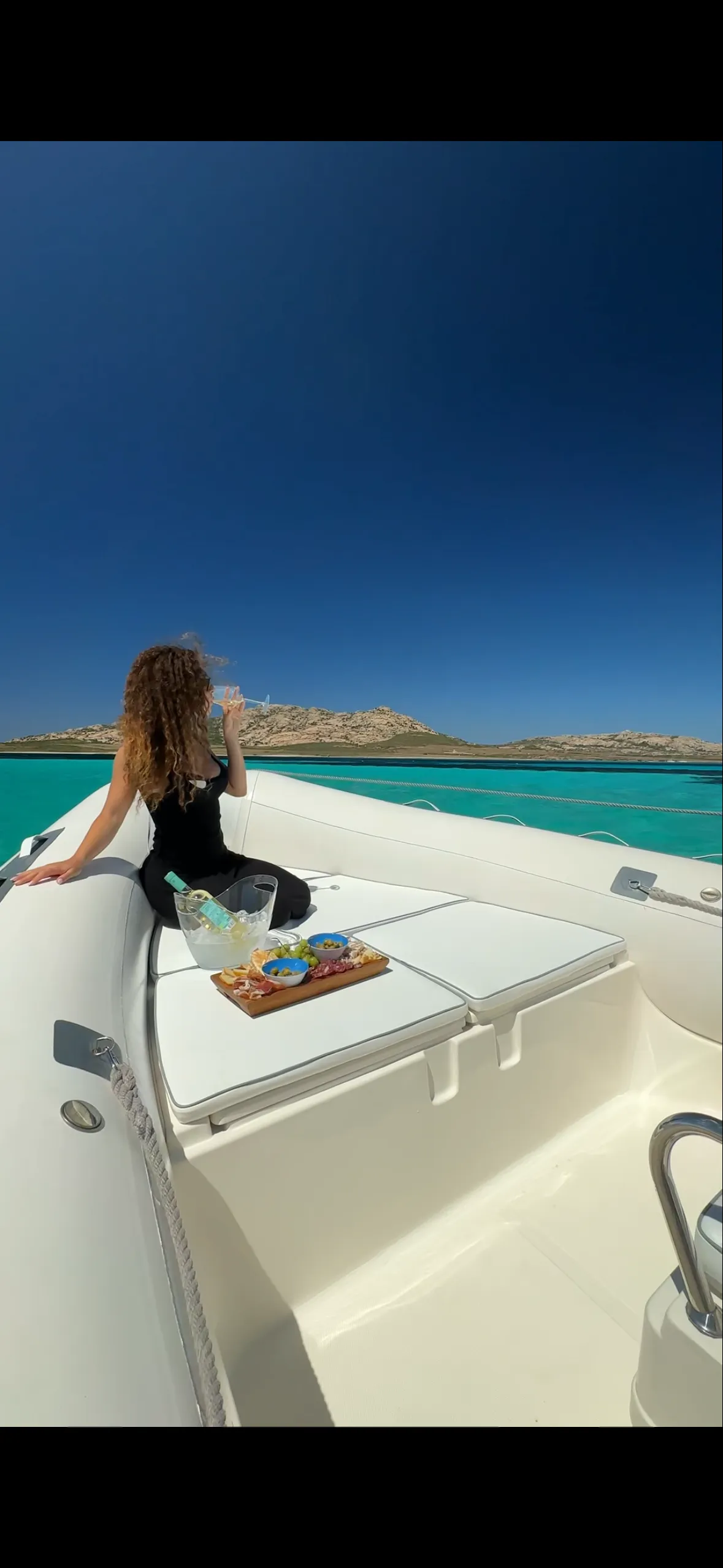 Tour in gommone a la Pelosa e all'Asinara con aperitivo a bordo da Stintino