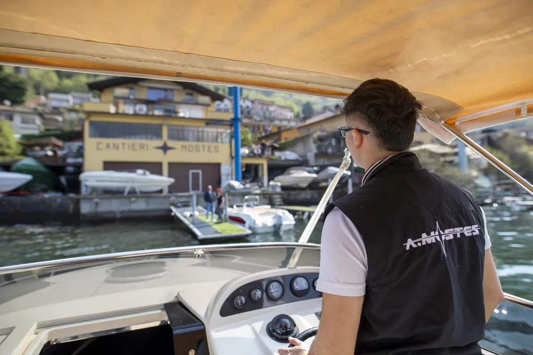 Escursione in barca privata sul Lago di Como da Lezzeno