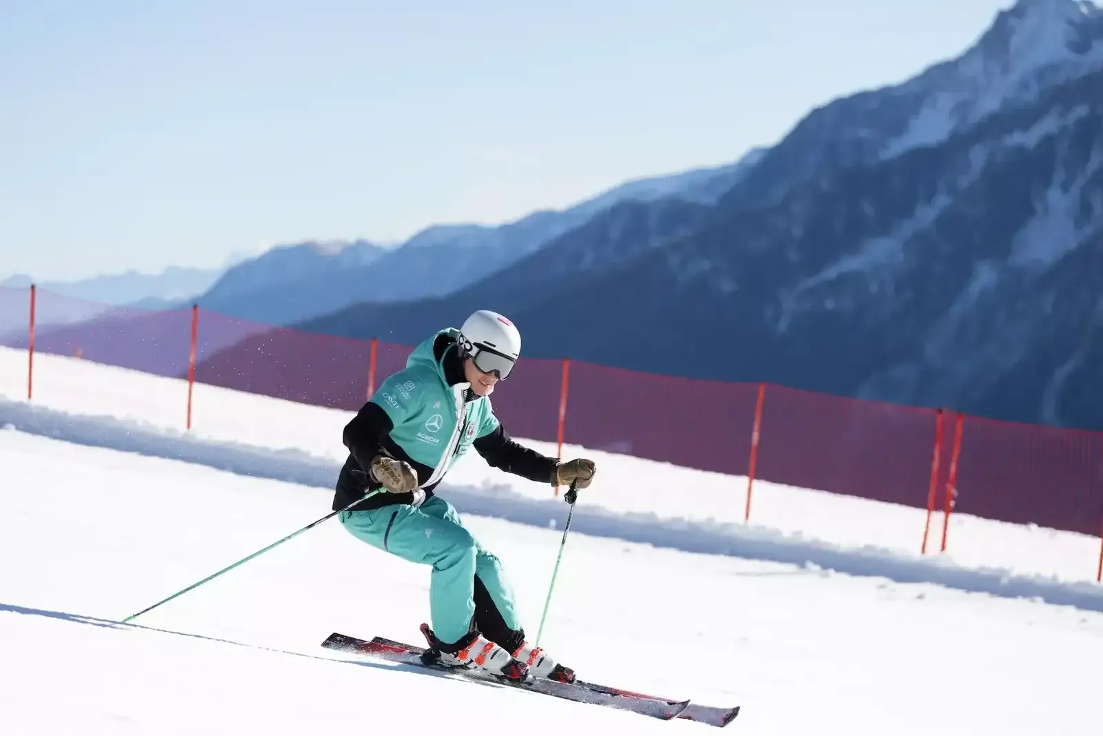 Corso collettivo di sci per adulti al Passo del Tonale