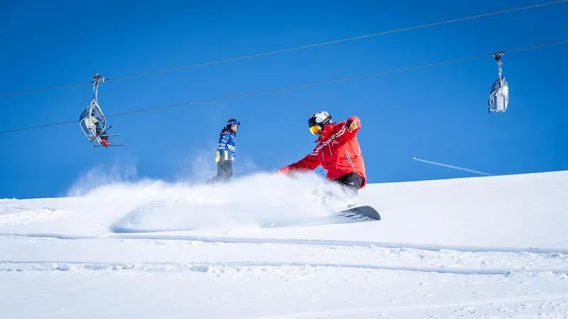 Private snowboarding lessons for all skill levels in Bormio