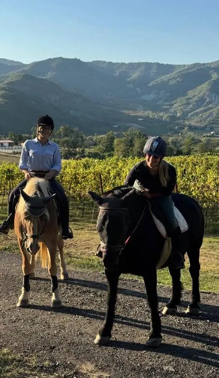 Passeggiata a cavallo sulle colline dell'Alto Monferrato a Spigno Monferrato