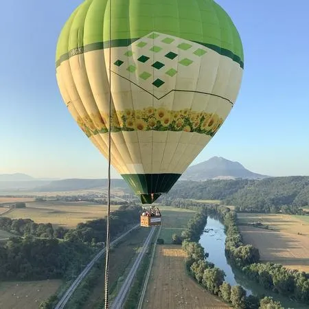 Giro in mongolfiera panoramico su Roma da Magliano Sabina